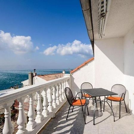 Apartments Lucia Senj  Buitenkant foto