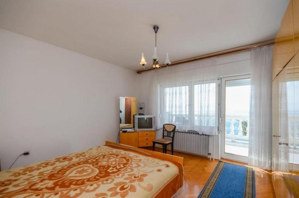 Apartments Lucia Senj  Buitenkant foto