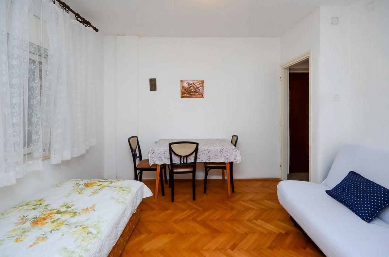 Apartments Lucia Senj  Buitenkant foto